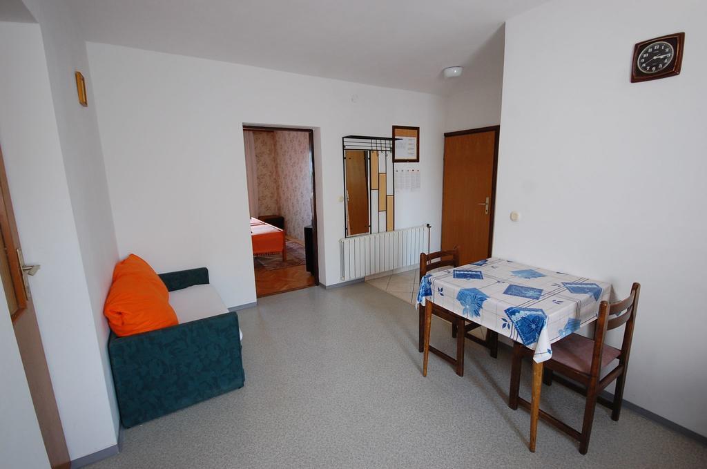 Apartments Dida By El-Pi Tours نجيفيش الغرفة الصورة