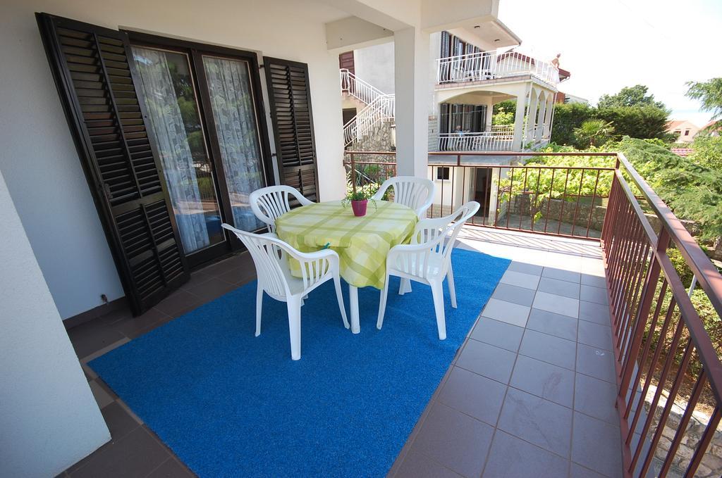 Apartments Dida By El-Pi Tours نجيفيش الغرفة الصورة