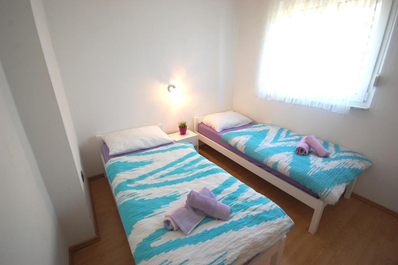 Apartments Dida By El-Pi Tours نجيفيش المظهر الخارجي الصورة