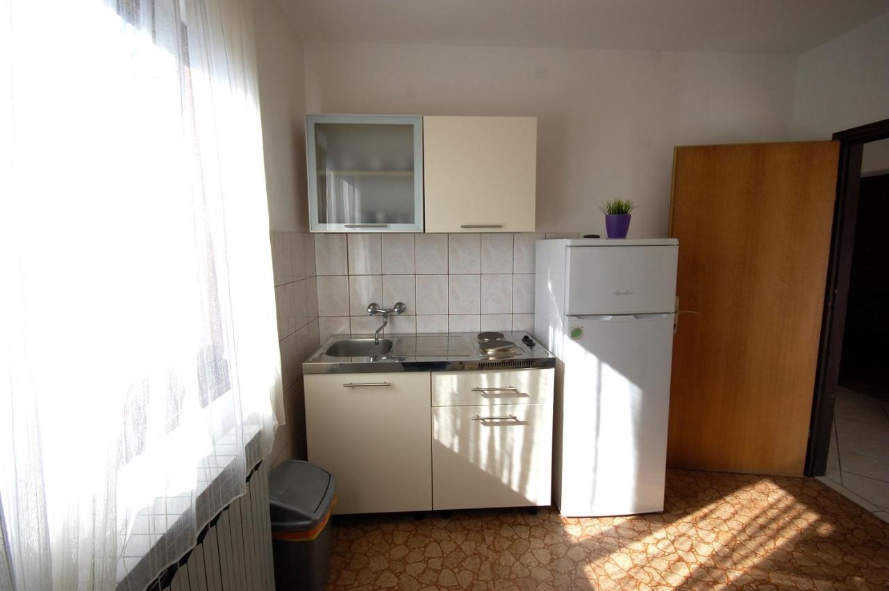 Apartments Dida By El-Pi Tours نجيفيش المظهر الخارجي الصورة